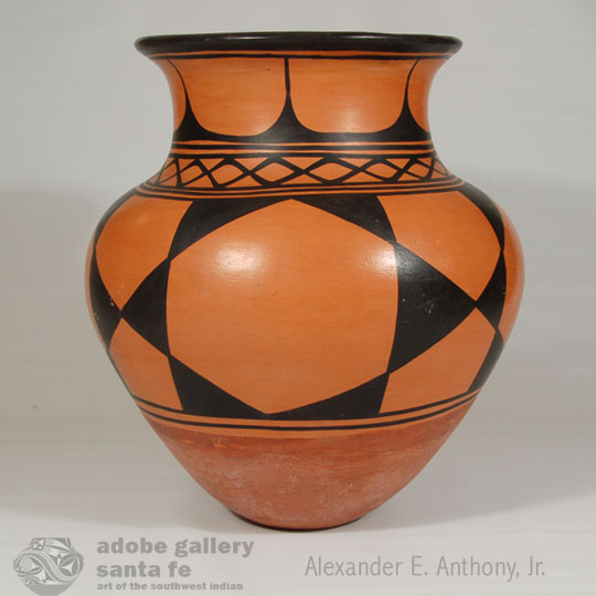 Aguilar Pottery - C3945B